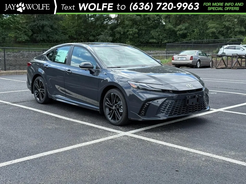 Gray 2025 Toyota Camry XSE for sale in Kansas City, MO