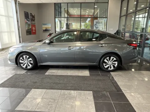 More photos of 2020 Nissan Altima 2.5 S at Jay Wolfe Toyota, MO