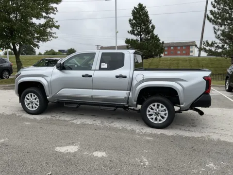 More photos of 2025 Toyota Tacoma SR at Jay Wolfe Toyota, MO