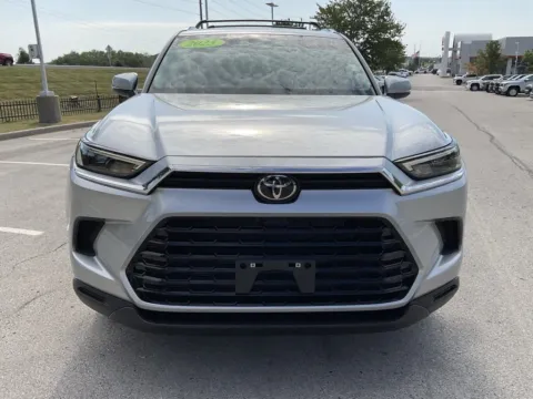 Photos of 2025 Toyota Grand Highlander Hybrid XLE for sale in Kansas City, MO at Jay Wolfe Toyota