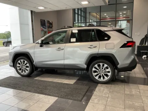 More photos of 2025 Toyota RAV4 XLE Premium at Jay Wolfe Toyota, MO