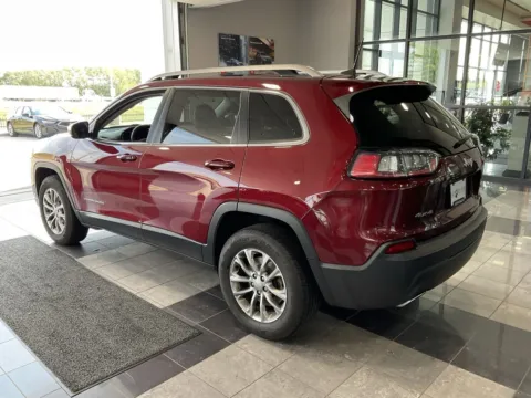 More photos of 2020 Jeep Cherokee Latitude Plus at Jay Wolfe Toyota, MO