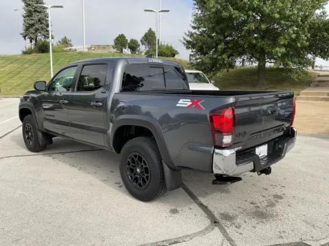 More photos of 2023 Toyota Tacoma SR5 at Jay Wolfe Toyota, MO