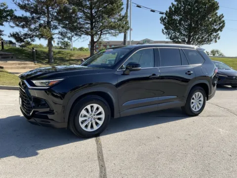 Another view of 2025 Toyota Grand Highlander XLE for sale in Kansas City, MO at Jay Wolfe Toyota