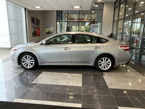 More photos of 2015 Toyota Avalon XLE Touring at Jay Wolfe Toyota, MO