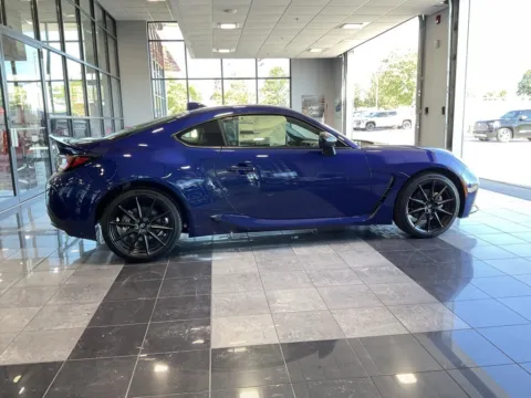 More photos of 2025 Toyota GR86 Premium at Jay Wolfe Toyota, MO