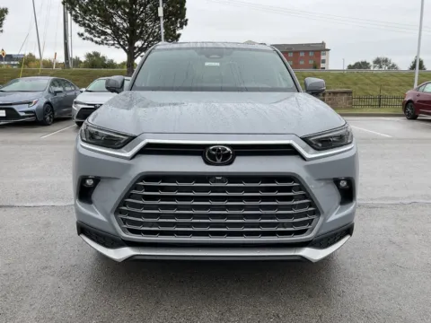 Photos of 2026 Toyota Grand Highlander Hybrid MAX Platinum for sale in Kansas City, MO at Jay Wolfe Toyota