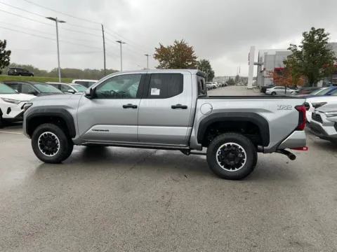 More photos of 2025 Toyota Tacoma TRD Off-Road at Jay Wolfe Toyota, MO