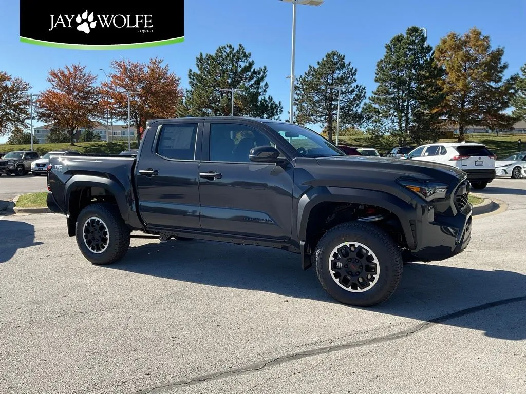 Black 2025 Toyota Tacoma TRD Off-Road for sale in Kansas City, MO