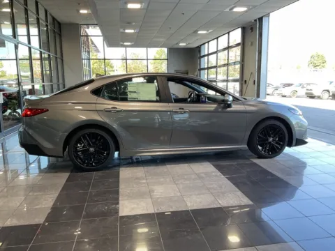 More photos of 2026 Toyota Camry SE at Jay Wolfe Toyota, MO