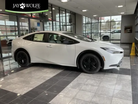 Gold 2026 Toyota Prius LE for sale in Kansas City, MO