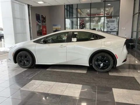More photos of 2026 Toyota Prius LE at Jay Wolfe Toyota, MO