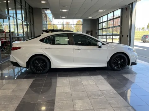 More photos of 2026 Toyota Camry SE at Jay Wolfe Toyota, MO