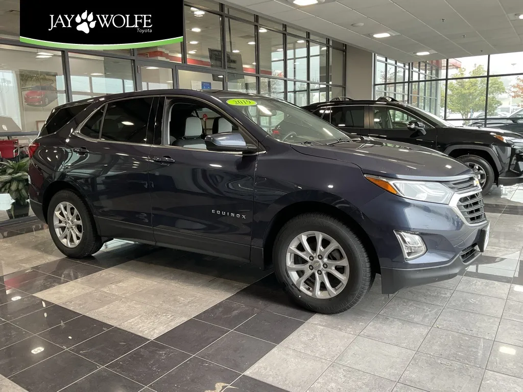 Blue 2019 Chevrolet Equinox LT for sale in Kansas City, MO