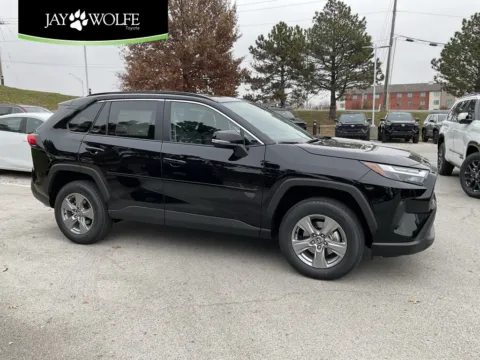 Black 2025 Toyota RAV4 XLE for sale in Kansas City, MO