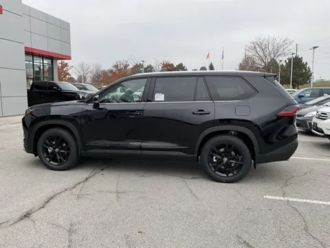 More photos of 2026 Toyota Grand Highlander Hybrid MAX Limited at Jay Wolfe Toyota, MO