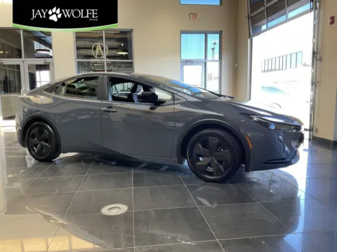 Gray 2024 Toyota Prius Limited for sale in Kansas City, MO