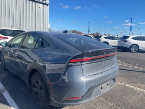 More photos of 2024 Toyota Prius Limited at Jay Wolfe Acura, MO