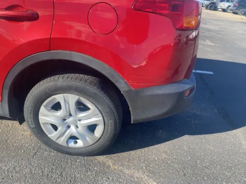 More photos of 2013 Toyota RAV4 LE at Jay Wolfe Acura, MO