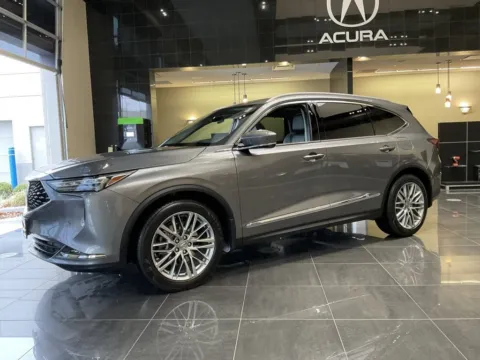More photos of 2023 Acura MDX w/Advance Package at Jay Wolfe Acura, MO