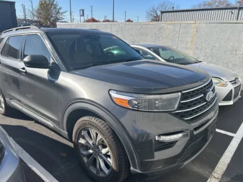Photos of 2020 Ford Explorer XLT for sale in Kansas City, MO at Jay Wolfe Acura