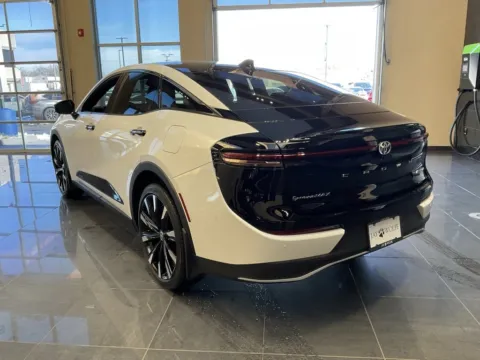 More photos of 2024 Toyota Crown Platinum at Jay Wolfe Acura, MO