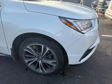 More photos of 2020 Acura MDX w/Technology Pkg at Jay Wolfe Acura, MO