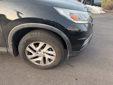 More photos of 2015 Honda CR-V EX at Jay Wolfe Acura, MO