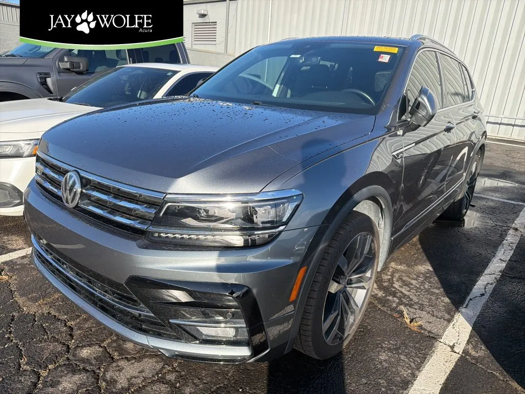 Gray 2021 Volkswagen Tiguan SEL Premium R-Line for sale in Kansas City, MO