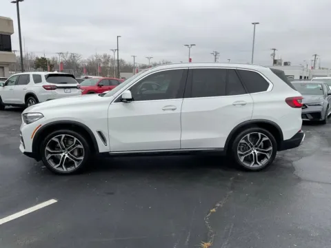 More photos of 2022 BMW X5 xDrive40i at Jay Wolfe Acura, MO