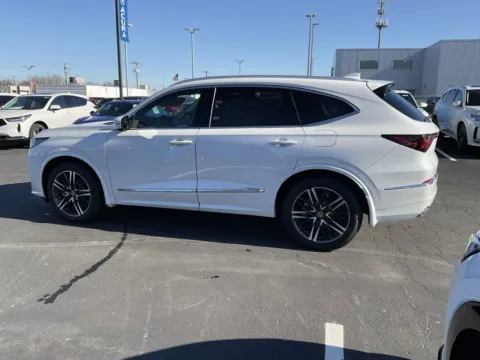 More photos of 2026 Acura MDX w/Advance Package at Jay Wolfe Acura, MO