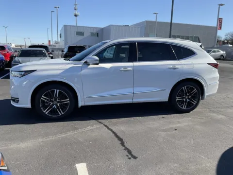 More photos of 2026 Acura MDX w/Advance Package at Jay Wolfe Acura, MO