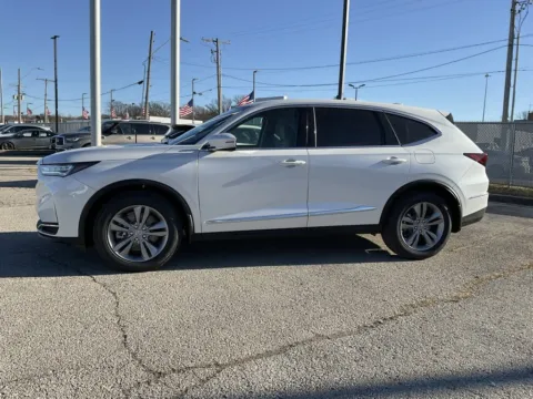 More photos of 2026 Acura MDX at Jay Wolfe Acura, MO