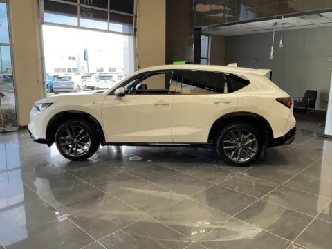 More photos of 2025 Acura ADX w/A-Spec Package at Jay Wolfe Acura, MO