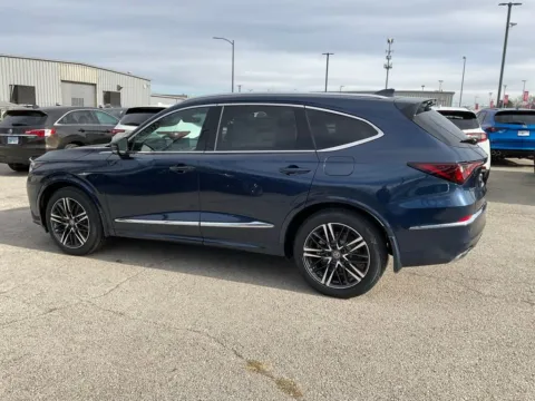 More photos of 2026 Acura MDX w/Advance Package at Jay Wolfe Acura, MO