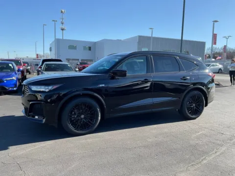 More photos of 2026 Acura MDX w/A-Spec Advance Package at Jay Wolfe Acura, MO