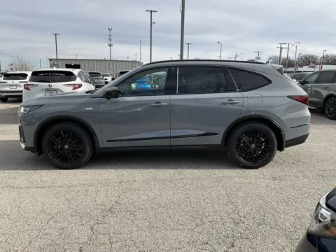 More photos of 2026 Acura MDX w/A-Spec Advance Package at Jay Wolfe Acura, MO