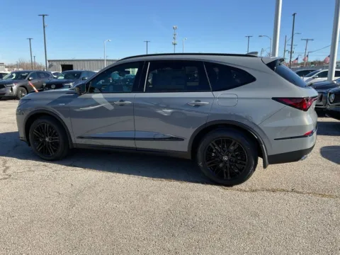 More photos of 2026 Acura MDX w/A-Spec Advance Package at Jay Wolfe Acura, MO