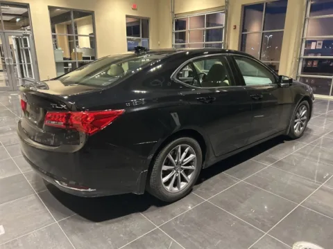 More photos of 2018 Acura TLX 2.4L at Jay Wolfe Acura, MO