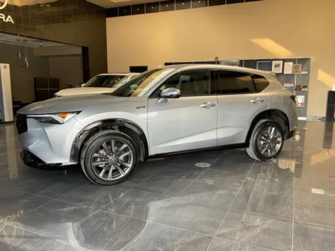 More photos of 2025 Acura ADX w/A-Spec Package at Jay Wolfe Acura, MO