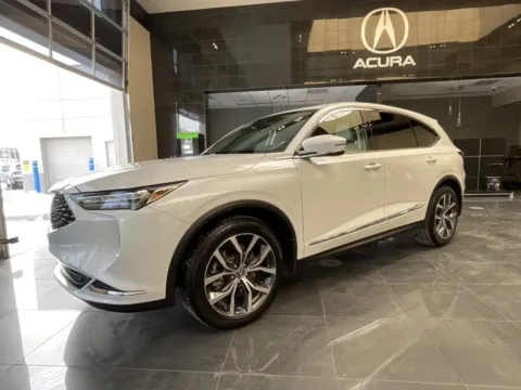 More photos of 2023 Acura MDX w/Technology Package at Jay Wolfe Acura, MO