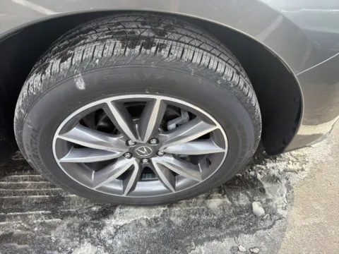 Photos of 2023 Acura RDX w/Technology Package for sale in Kansas City, MO at Jay Wolfe Acura