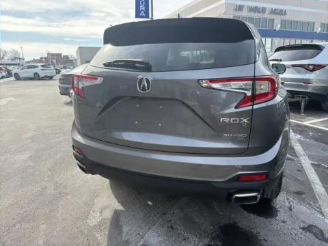 More photos of 2023 Acura RDX w/Technology Package at Jay Wolfe Acura, MO