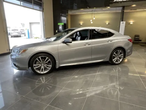 More photos of 2020 Acura TLX w/Technology Pkg at Jay Wolfe Acura, MO