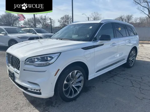 White 2021 Lincoln Aviator Grand Touring for sale in Kansas City, MO