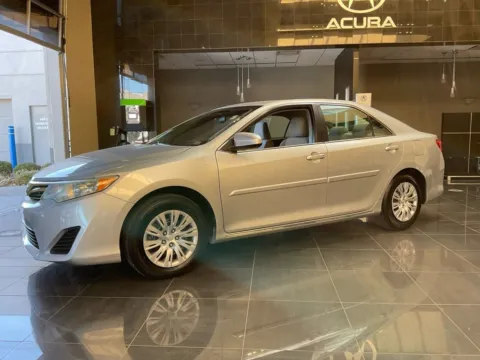 More photos of 2013 Toyota Camry LE at Jay Wolfe Acura, MO