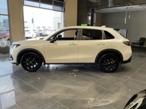 More photos of 2023 Honda HR-V Sport at Jay Wolfe Acura, MO