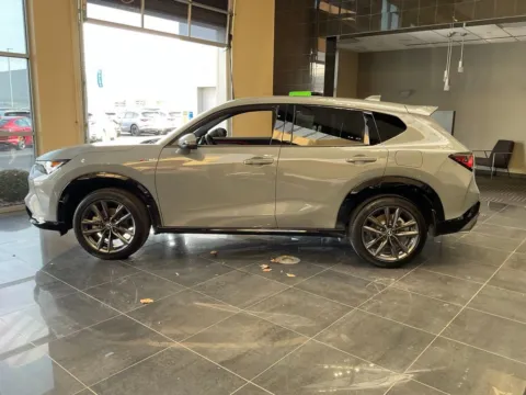 More photos of 2025 Acura ADX w/A-Spec Package at Jay Wolfe Acura, MO