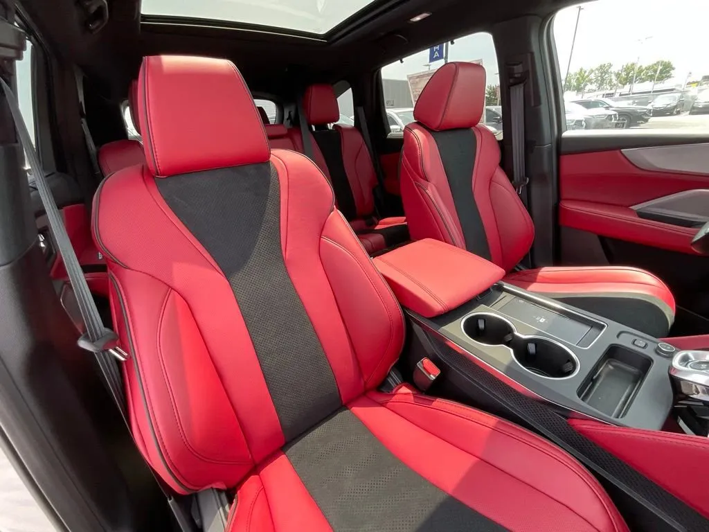 2026 Acura MDX A-Spec Package - Photo 18