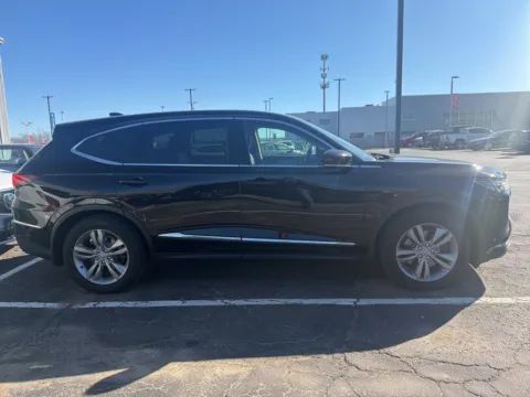 More photos of 2023 Acura MDX 3.5L at Jay Wolfe Acura, MO